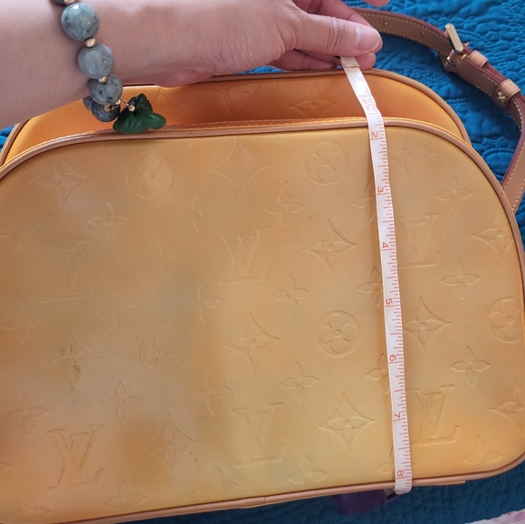 Louis Vuitton Murray Backpack in Yellow Vernis - Picture 4 of 16